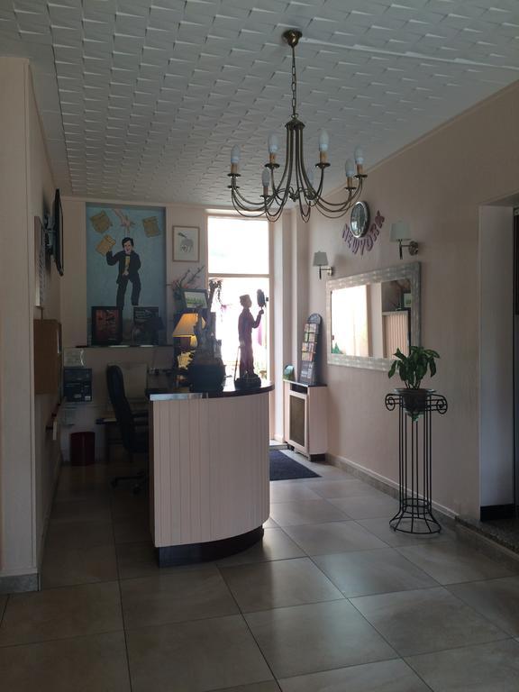 Charleville-Mézières Hotel De Paris מראה חיצוני תמונה