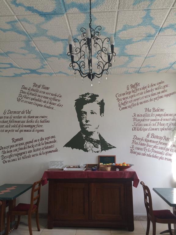 Charleville-Mézières Hotel De Paris מראה חיצוני תמונה