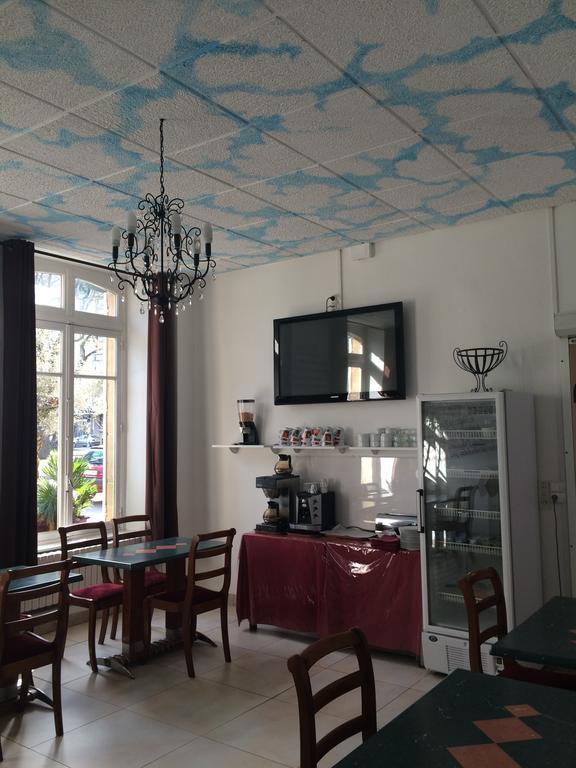 Charleville-Mézières Hotel De Paris מראה חיצוני תמונה