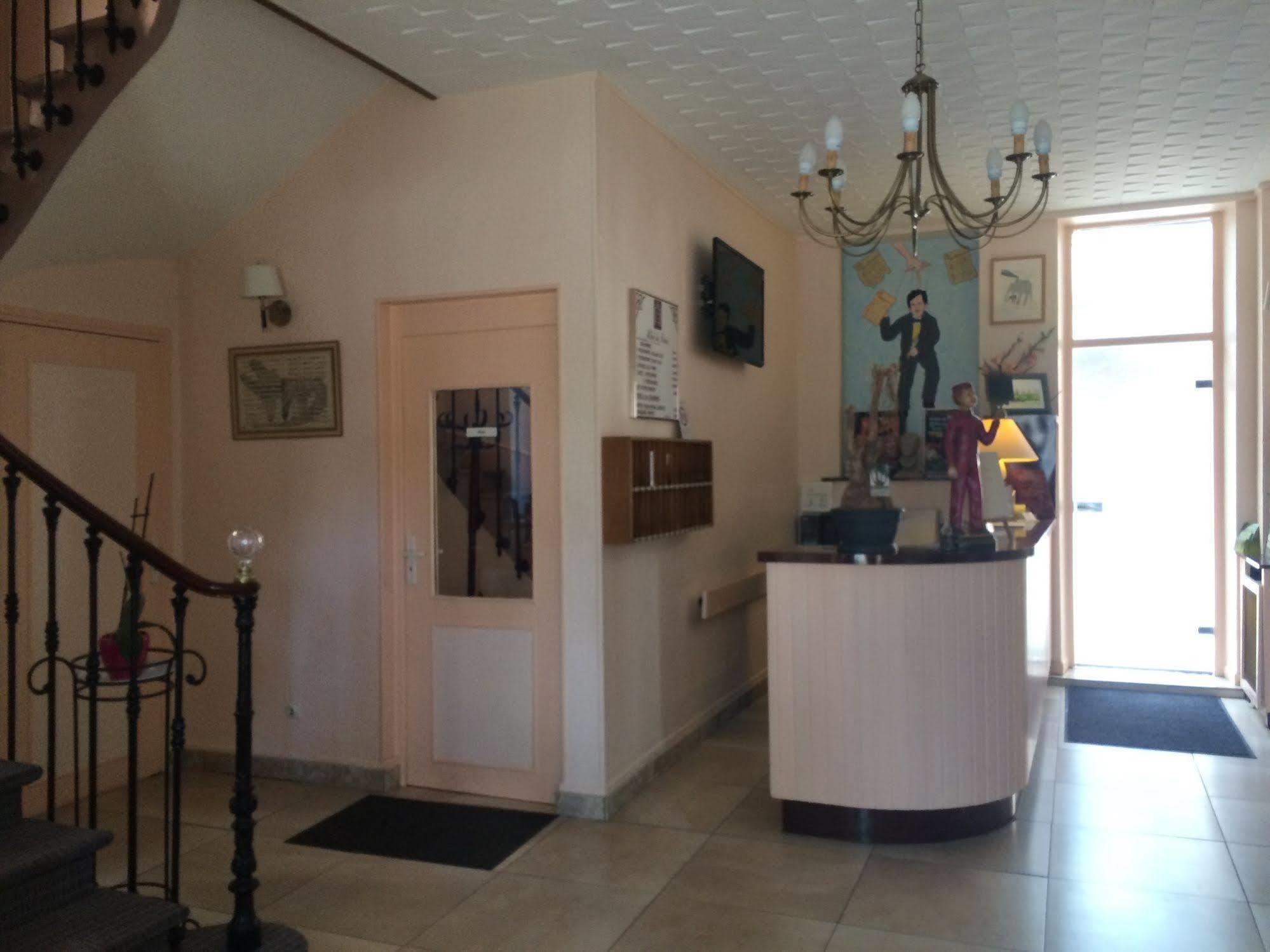 Charleville-Mézières Hotel De Paris מראה חיצוני תמונה